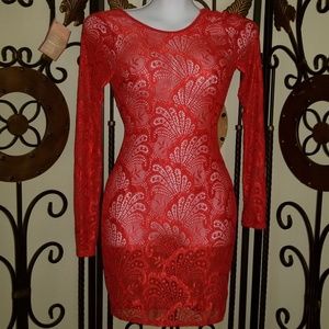 Red dress (NEW WITHOUT TAGS)